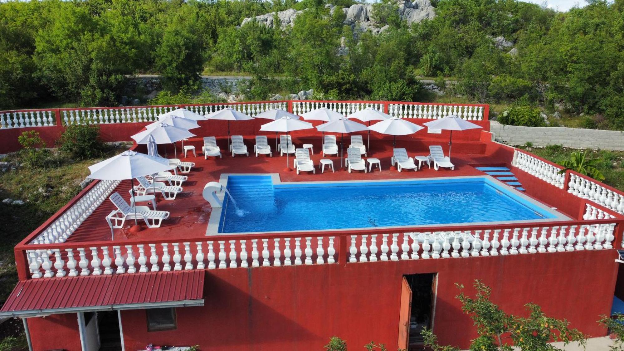 Red Apartman 2 Trebinje Esterno foto