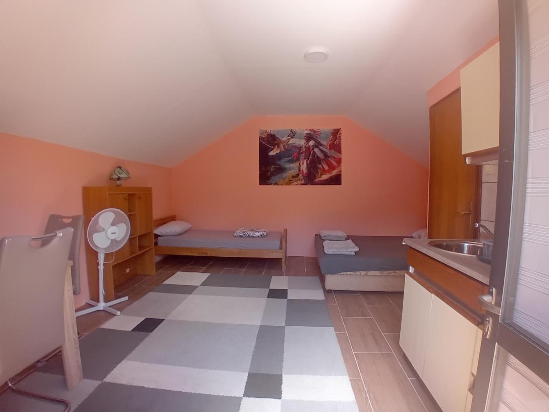 Red Apartman 2 Trebinje Esterno foto